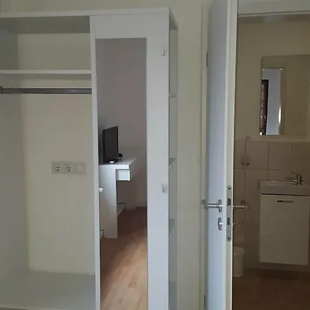 Dionysos Traube Gasthof