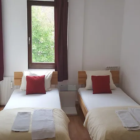 Dionysos Traube Gasthof *